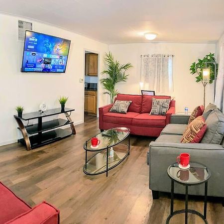 Apartamento *King Bed/3Bds House Near Naval Base & 6Flags* Waukegan Exterior foto